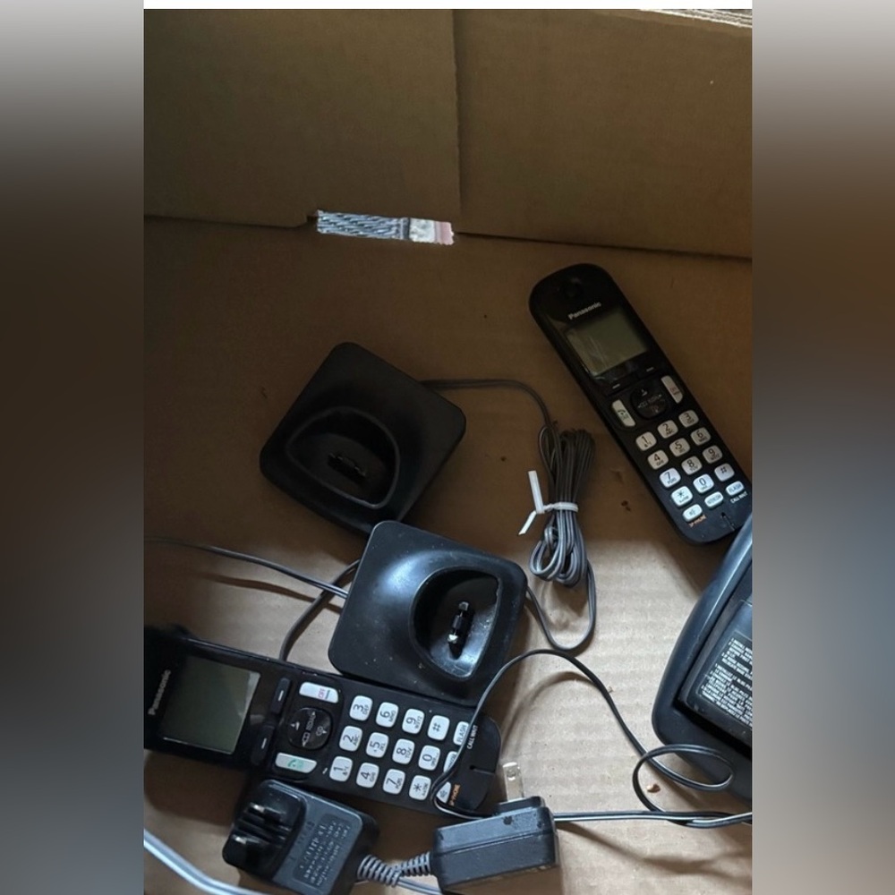 2 PANASONIC BLACK CORDLESS PHONES